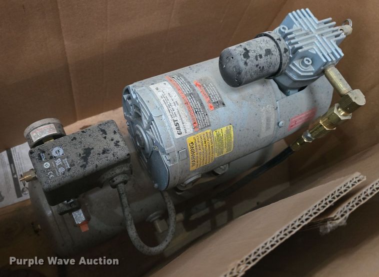 image for item EK5882 (2) Gast compressors