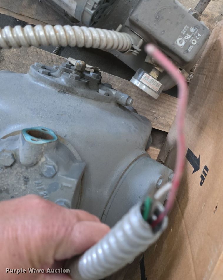 image for item EK5882 (2) Gast compressors