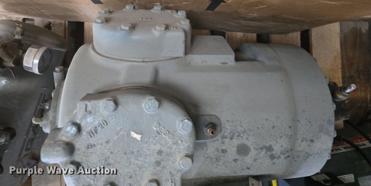 image for item EK5882 (2) Gast compressors