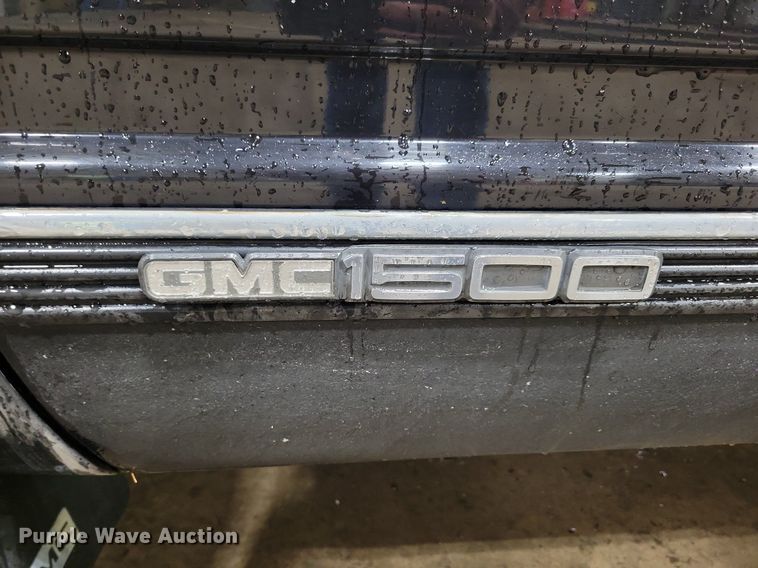 image for item KB9089 1993 GMC Sierra 1500 Club Cab pickup truck