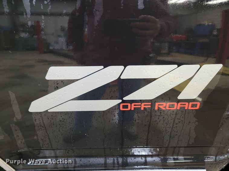 image for item KB9089 1993 GMC Sierra 1500 Club Cab pickup truck