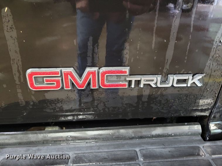 image for item KB9089 1993 GMC Sierra 1500 Club Cab pickup truck