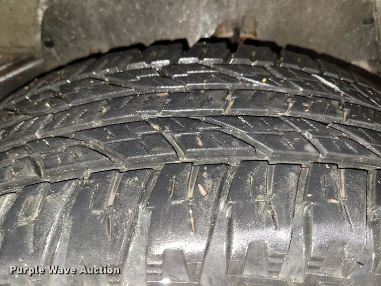 image for item KB9089 1993 GMC Sierra 1500 Club Cab pickup truck