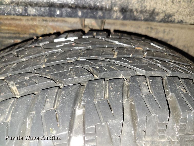 image for item KB9089 1993 GMC Sierra 1500 Club Cab pickup truck