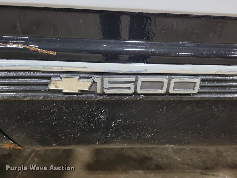 image for item KB9092 1994 Chevrolet  C1500 pickup truck