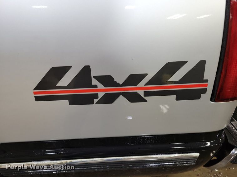 image for item KB9092 1994 Chevrolet  C1500 pickup truck