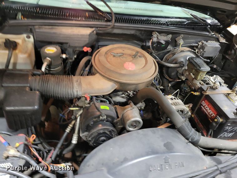 image for item KB9092 1994 Chevrolet  C1500 pickup truck