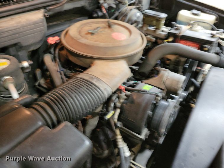 image for item KB9092 1994 Chevrolet  C1500 pickup truck