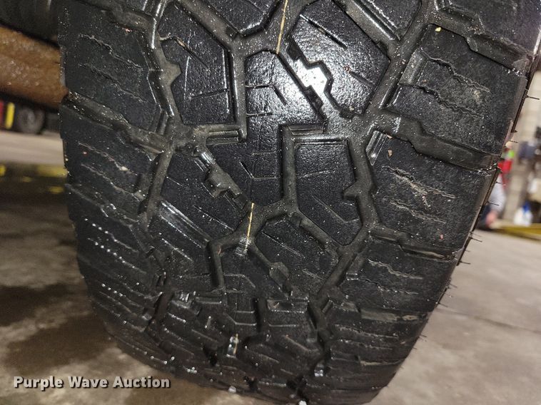 image for item KB9092 1994 Chevrolet  C1500 pickup truck