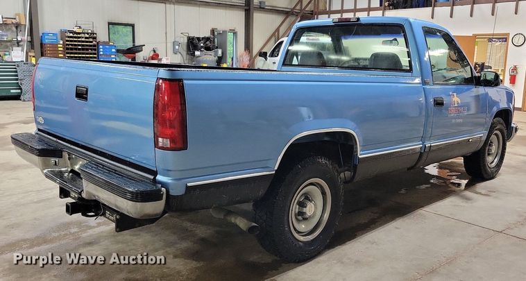 image for item KB9093 1996 Chevrolet  C2500 pickup truck