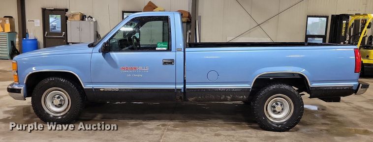 image for item KB9093 1996 Chevrolet  C2500 pickup truck
