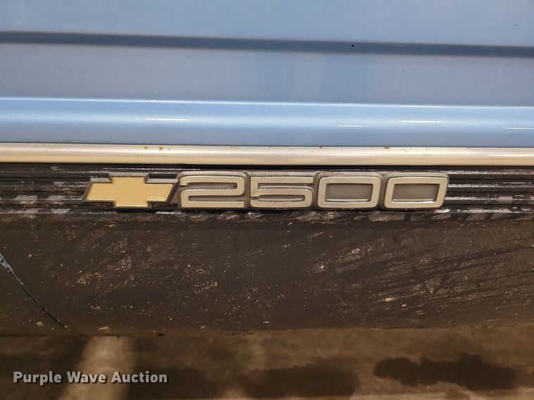 image for item KB9093 1996 Chevrolet  C2500 pickup truck