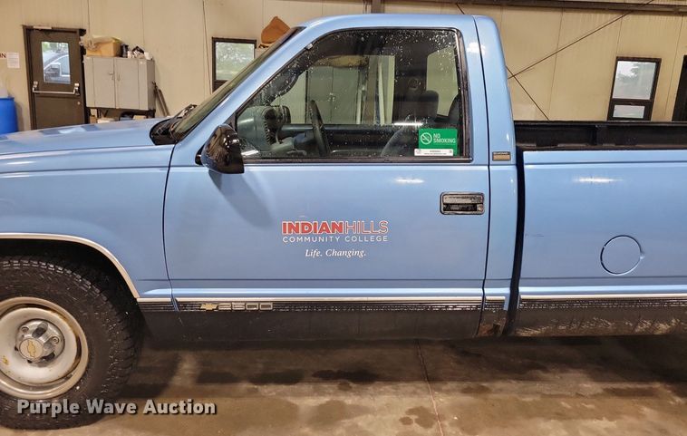 image for item KB9093 1996 Chevrolet  C2500 pickup truck