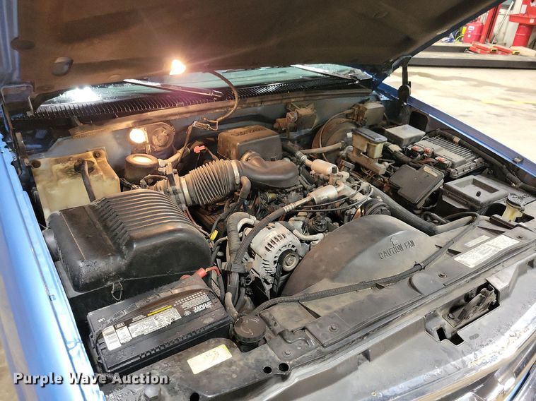 image for item KB9093 1996 Chevrolet  C2500 pickup truck