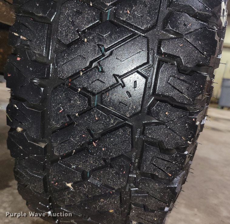 image for item KB9093 1996 Chevrolet  C2500 pickup truck