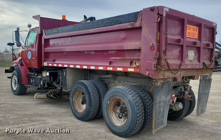 image for item LD9003 2003 Sterling LT9500 dump truck