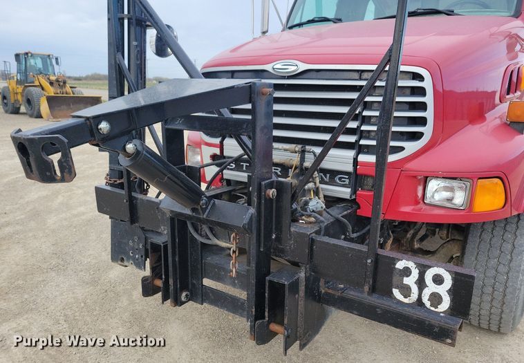 image for item LD9003 2003 Sterling LT9500 dump truck