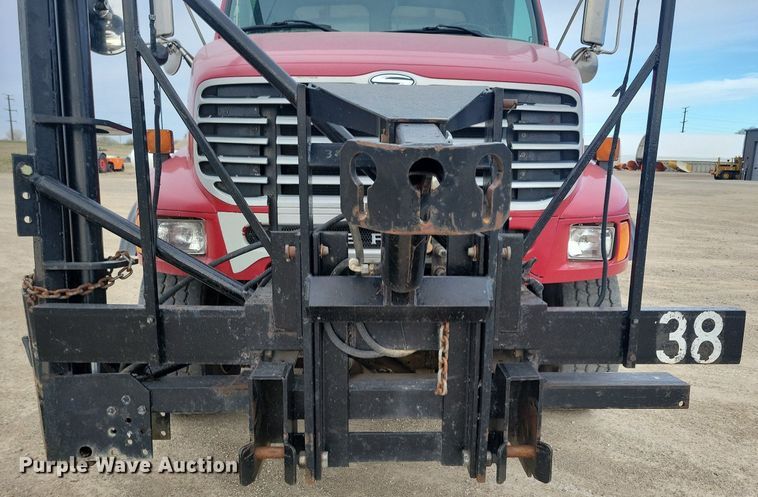 image for item LD9003 2003 Sterling LT9500 dump truck