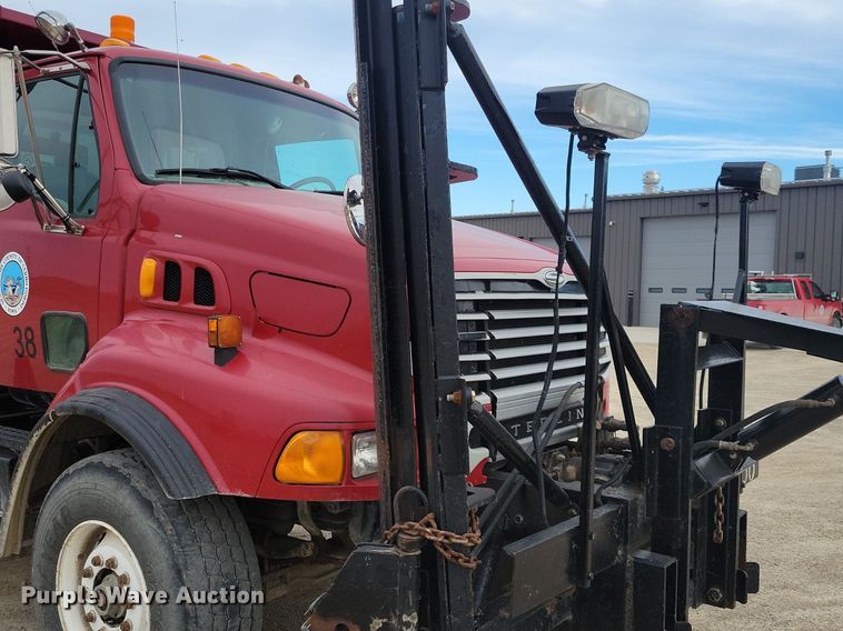 image for item LD9003 2003 Sterling LT9500 dump truck