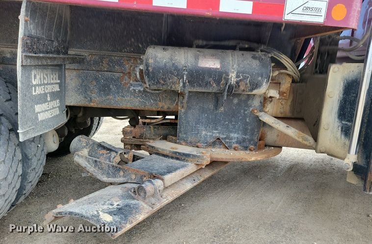 image for item LD9003 2003 Sterling LT9500 dump truck