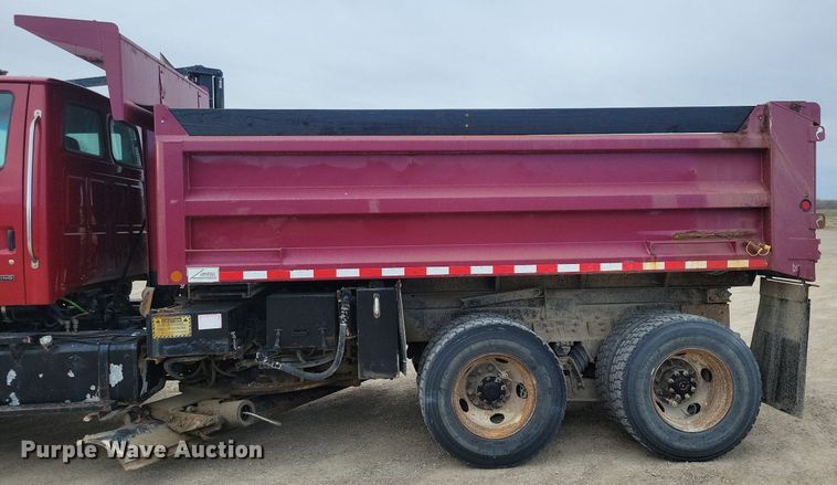 image for item LD9003 2003 Sterling LT9500 dump truck