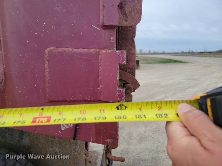 image for item LD9003 2003 Sterling LT9500 dump truck