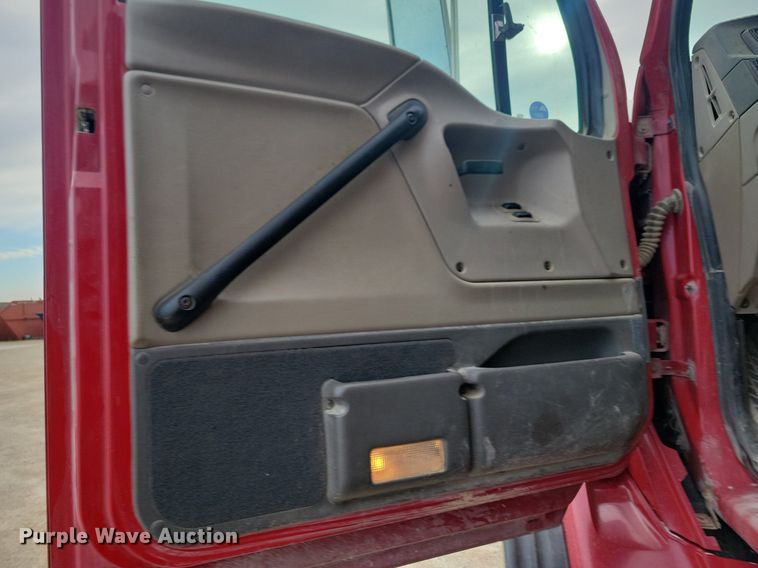 image for item LD9003 2003 Sterling LT9500 dump truck