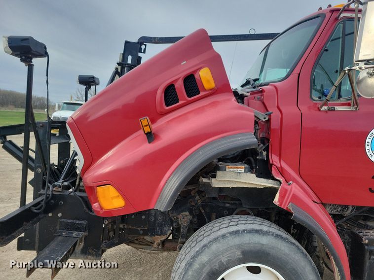 image for item LD9003 2003 Sterling LT9500 dump truck