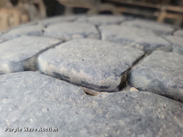 image for item LD9003 2003 Sterling LT9500 dump truck