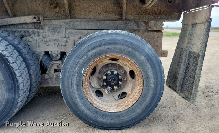 image for item LD9003 2003 Sterling LT9500 dump truck