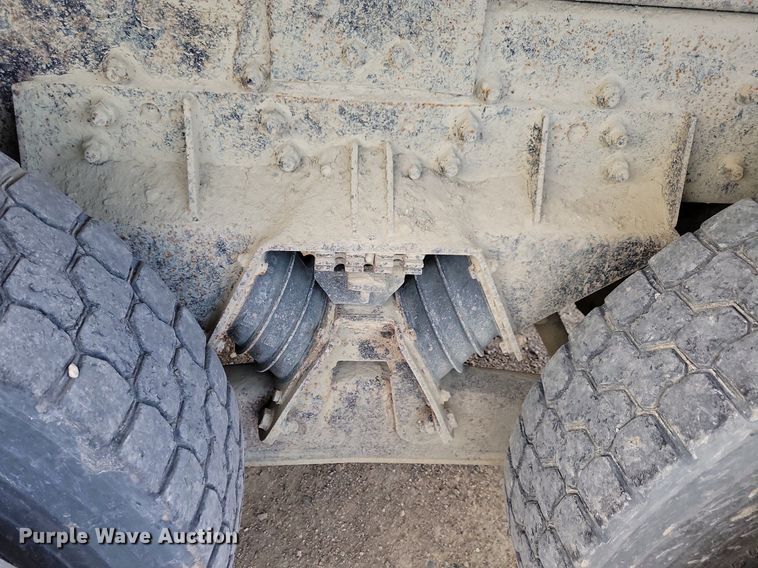 image for item LD9003 2003 Sterling LT9500 dump truck