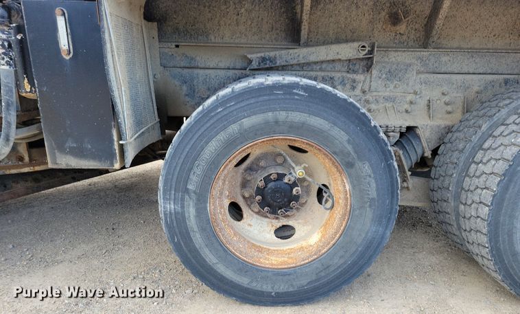 image for item LD9003 2003 Sterling LT9500 dump truck