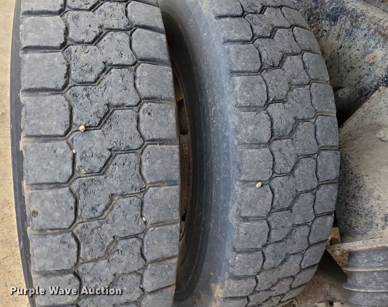 image for item LD9003 2003 Sterling LT9500 dump truck