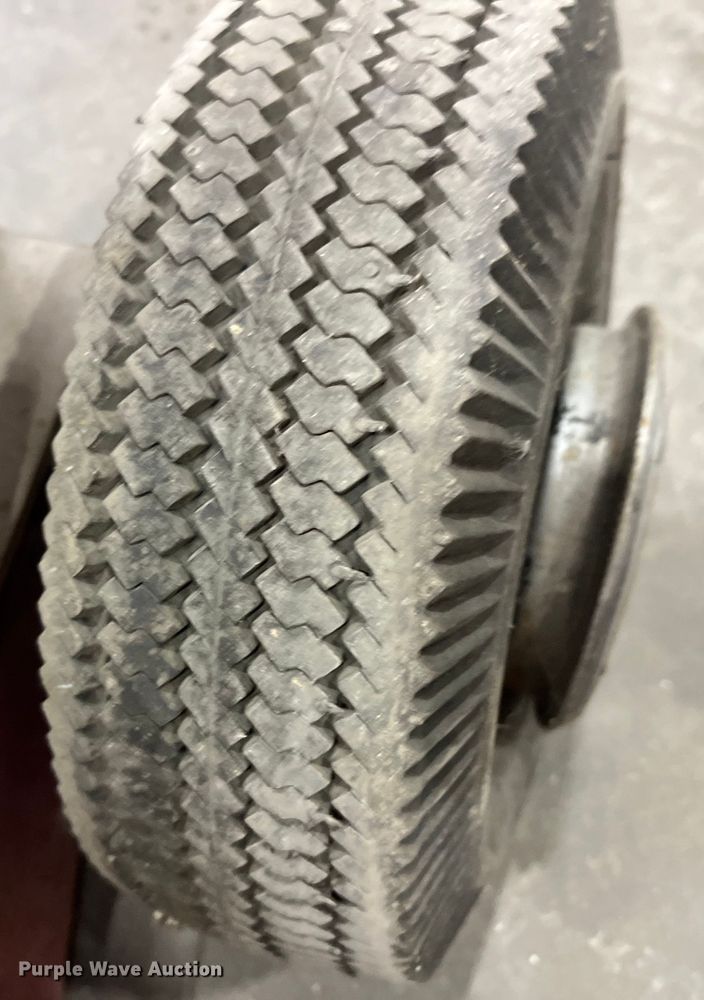 image for item LD9446 Gray Portamatic 350 jack