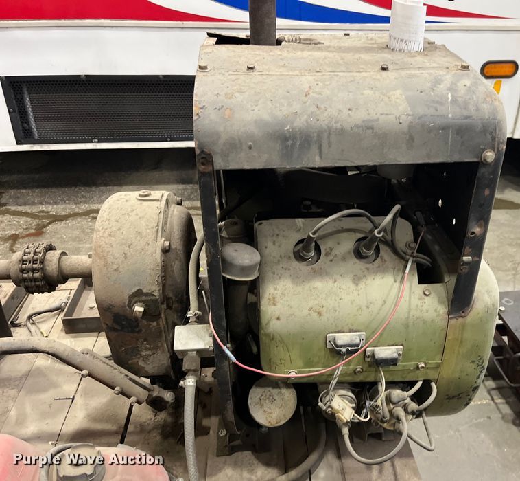 image for item LD9448 Viking L-32 pump