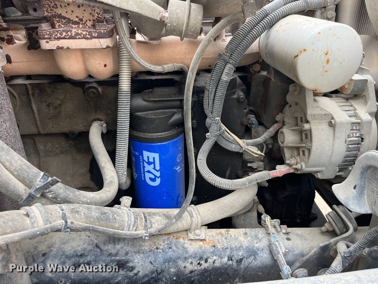 image for item LD9450 1998 Freightliner FL70 refuse truck