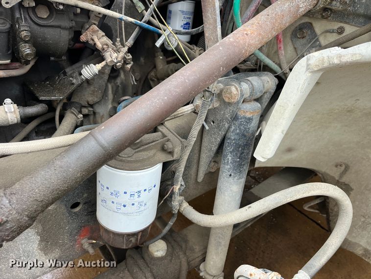 image for item LD9450 1998 Freightliner FL70 refuse truck