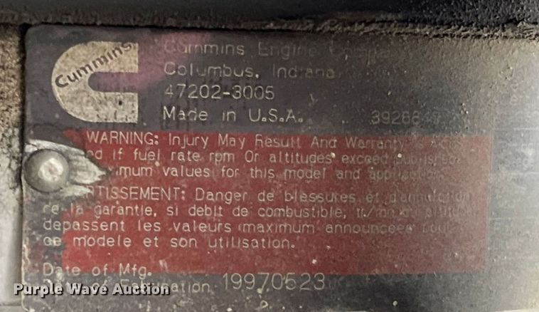 image for item LD9450 1998 Freightliner FL70 refuse truck