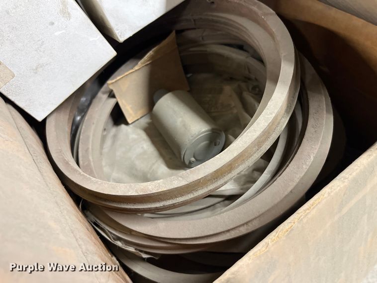 image for item LD9455 Elgin street sweeper parts