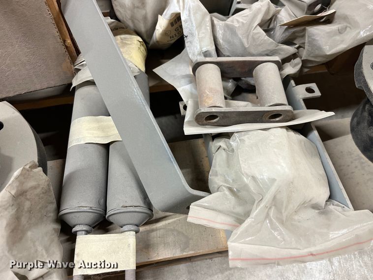 image for item LD9455 Elgin street sweeper parts