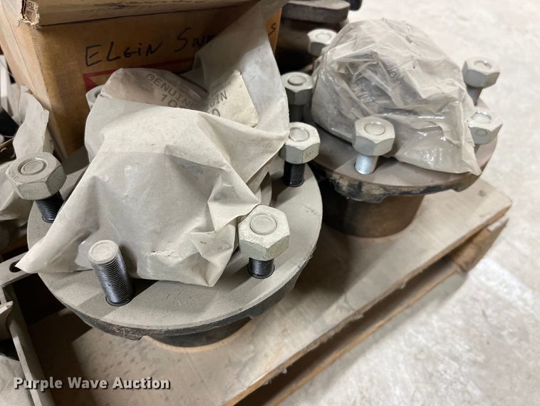 image for item LD9455 Elgin street sweeper parts