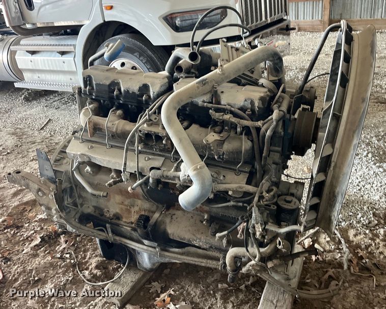 image for item LD9462 Mack engine