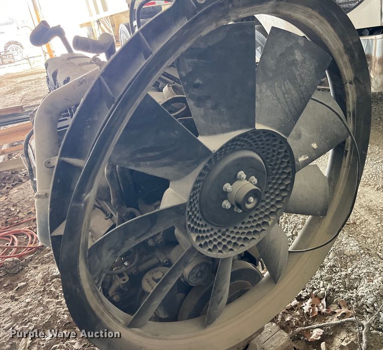 image for item LD9462 Mack engine