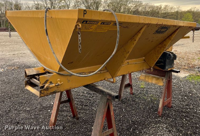 image for item LD9464 Highway Equipment Company  P-8 spreader
