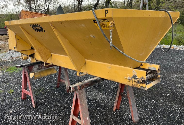 image for item LD9464 Highway Equipment Company  P-8 spreader