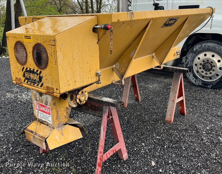 image for item LD9464 Highway Equipment Company  P-8 spreader