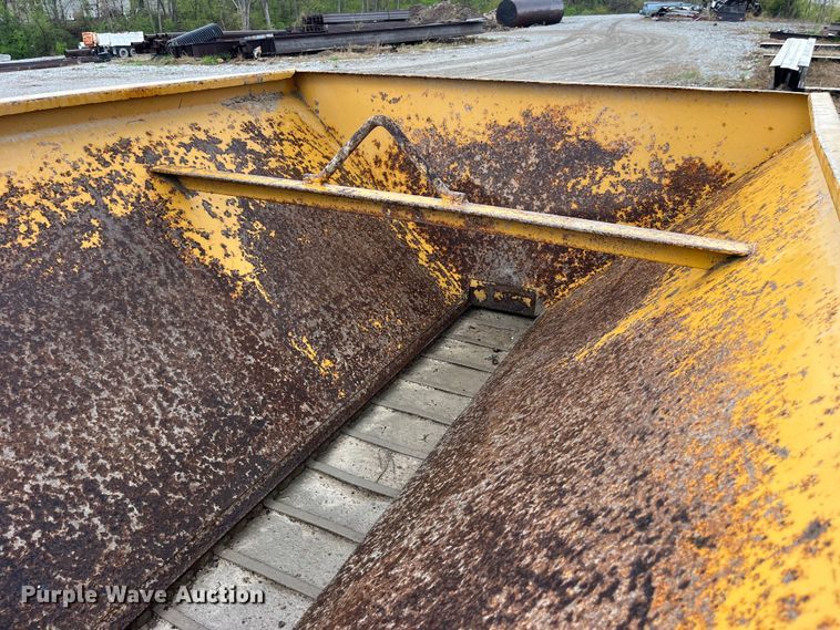 image for item LD9464 Highway Equipment Company  P-8 spreader