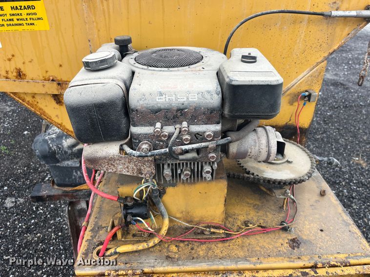 image for item LD9464 Highway Equipment Company  P-8 spreader