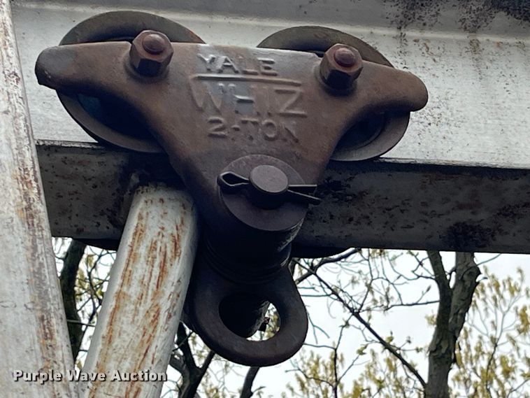 image for item LD9465 Hoist