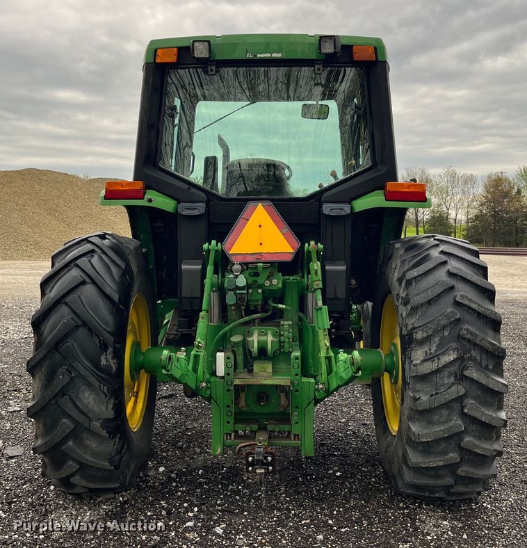 image for item LD9467 John Deere tractor